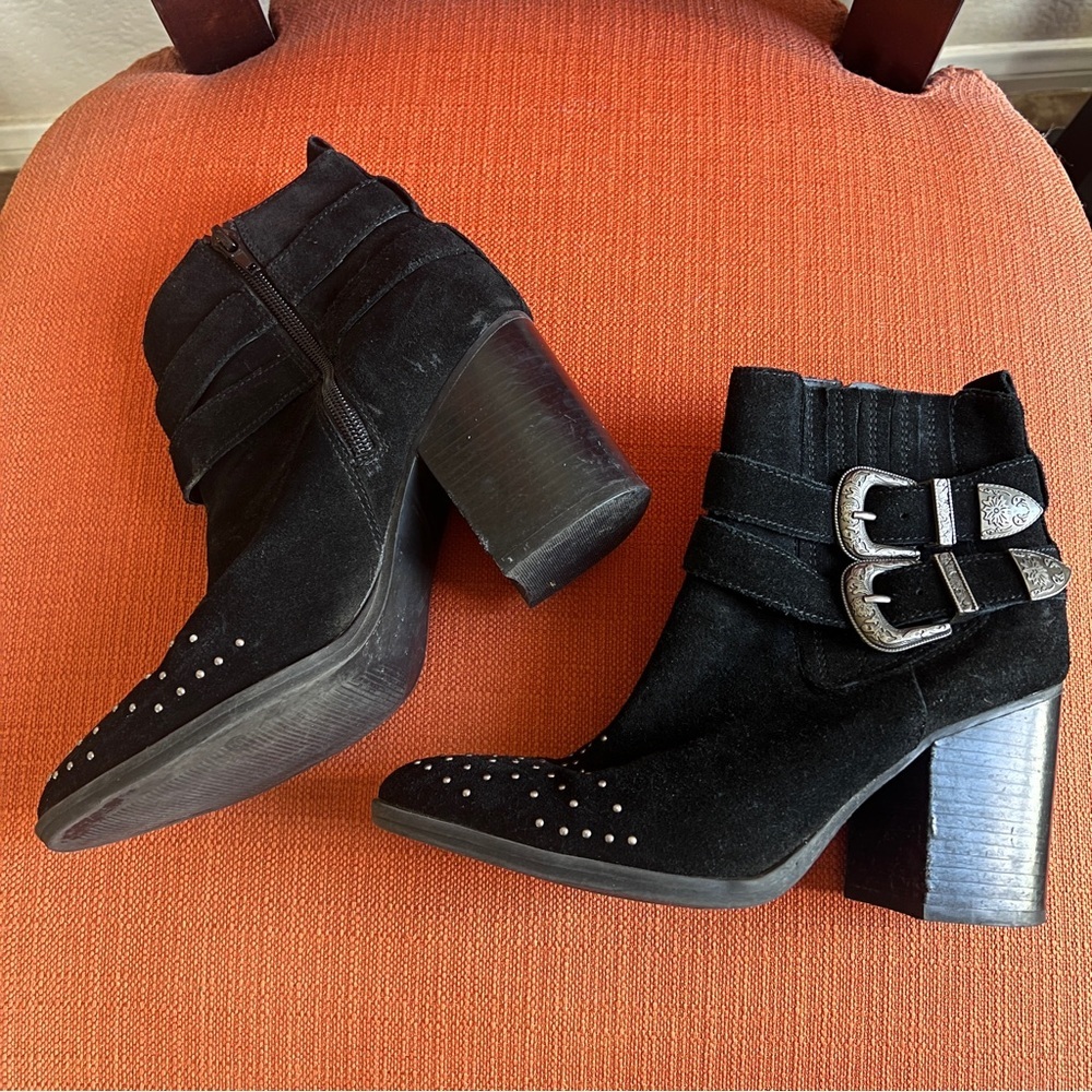 Steve Madden Black Western Buckle Ankle Boots - Picture 4 of 11